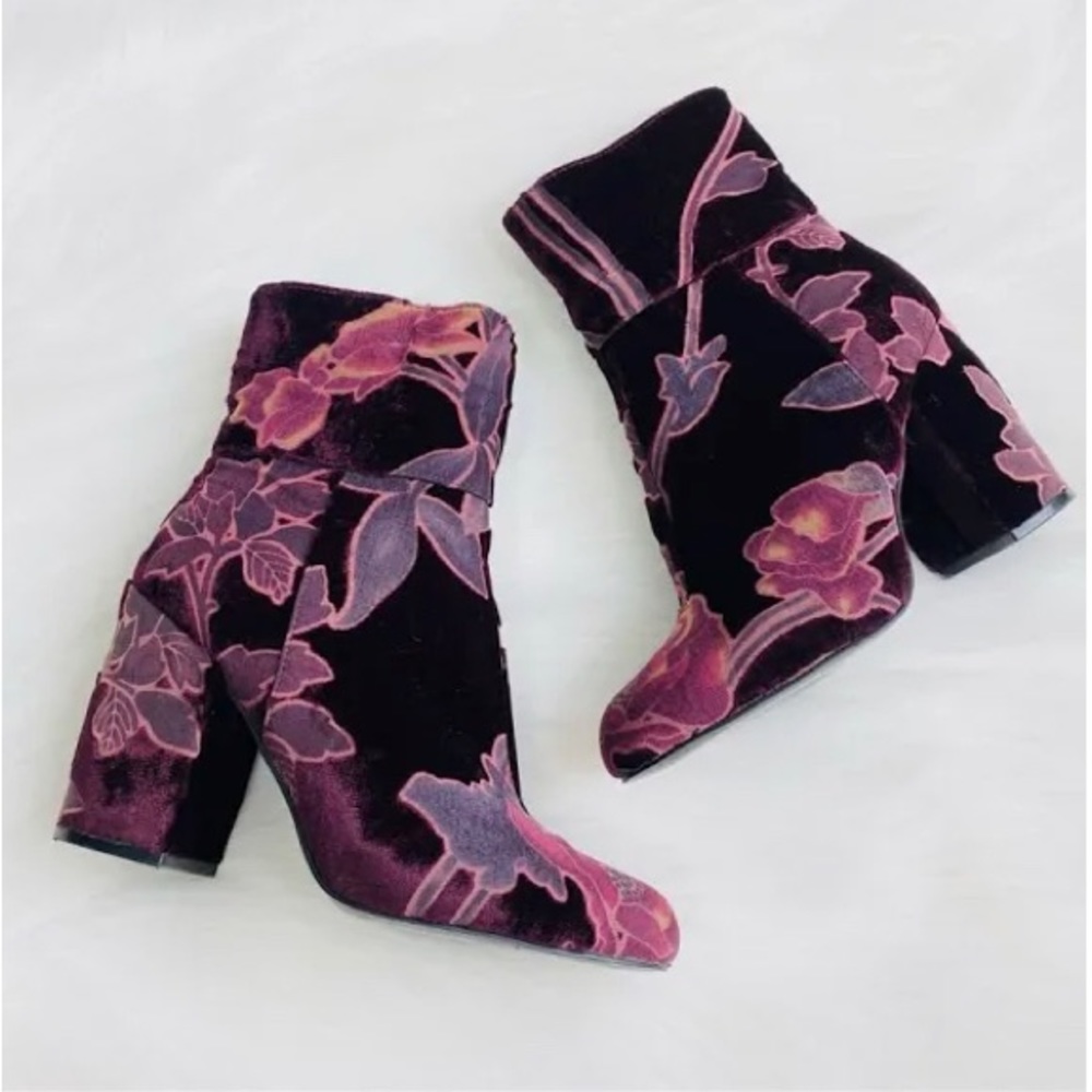 Steve Madden Elissa Velvet Boots